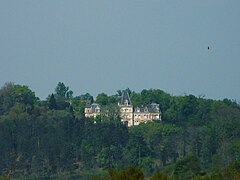 Le château de Leyzarnie.