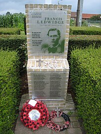 Monumant Francis Ledwige.