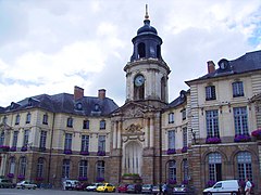 L'hôtel de ville.