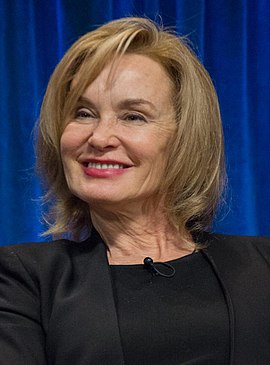 Jessica Lange Emmy-gaalassa vuonna 2014.