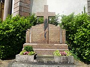 Le monument souvenir des déportés et fusillés en 1944.