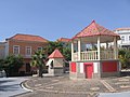 Coreto e quiosque em largo de São Filipe (Fogo)