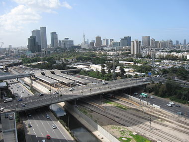 הכביש באזור תחנת הרכבת תל אביב מרכז