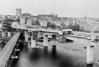 Essingeleden (här nya Essingebron och gamla Stora Essingebron), 1965