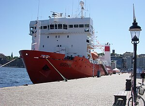 Sigyn vid Skeppsbron i Stockholm.