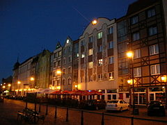 Antiga Praça do Mercado à noite