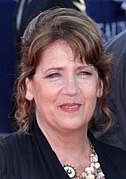 Ann Dowd interprète Cookie Kelly.