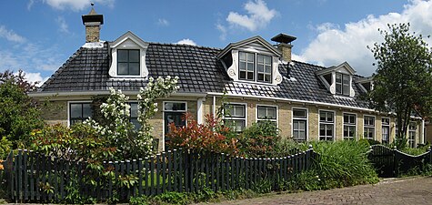 Huizen aan het Oerhaelspaad (2009)