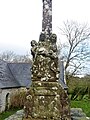 Calvaire de la chapelle Sainte-Barbe : Vierge de Pitié.