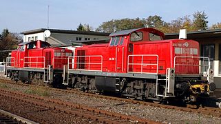 294 788 und 729 in Bad Friedrichshall-Jagstfeld (Oktober 2004)