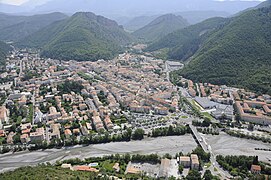 An aerial view of the centre from west to east