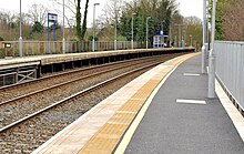 Platforms, Hilden station.jpg