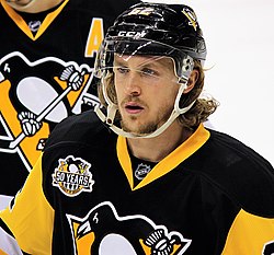 Carl Hagelin 2017-05-25.jpg