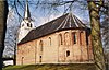 Hervormde kerk en toren op kerkhof