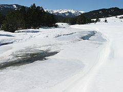 La Têt gelée à Bolquère, hiver 2005.