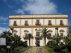 Villa Cattolica (musée communal).