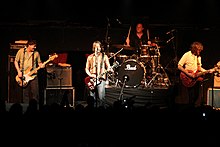 Mudhoney на концерте в 2007 (сл.-напр.: Гай Меддисон, Марк Арм, Дэн Питерс, Стив Тёрнер)