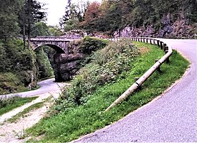 Tourniquet et pont de Pierre Chave