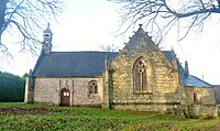 La chapelle de Saint-Éloi (chapelle Notre-Dame-de-la-Clarté) : vue extérieure plus rapprochée.