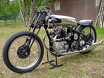 Ariel Square Four 500cc-wegracer uit 1933