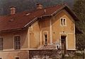 Personalwohngebäude der Salzkammergutbahn im Abzweigbahnhof Stainach-Irdning, Baustil: Historismus (1980)