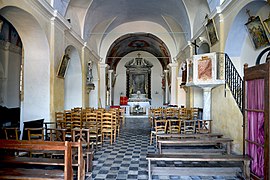 Intérieur de la nef centrale de l'église San Chirgu.