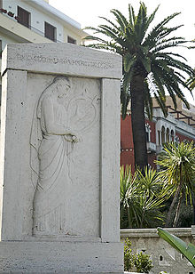 Reggio calabria monumento ibico.jpg