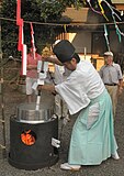 皇大神宮（藤沢市）湯立神楽（2009年8月17日撮影）