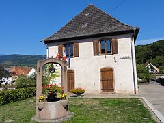 Ancien presbytère (XVIIIe), actuellement mairie, 10 rue de la Libération.