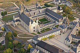 Fontevraud-l'Abbaye