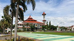 Masjid Agung Cianjur dengan corak arsitektur Sunda