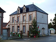 Linthes-FR-51-mairie-02.JPG