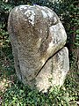 Menhir de Quélarn, vue d'un autre côté