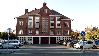 Façade arrière de la mairie.