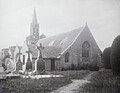 Tréméven (Côtes-d'Armor) : l'église paroissiale Saint-Méen en 1931.