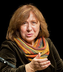 Svetlana Alexievich tại hội thảo ở Roter Salon (Red Salon) tại Berlin, 8 tháng 2 năm 2011