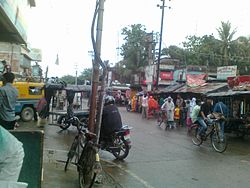 Market on roadside from South to North view