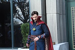 Cosplayer Dr. Strange in Amerikaans pretpark