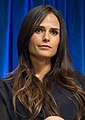 Jordana Brewster interpreta Jill Roberts