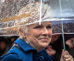 Julie Walters på premiären av Paddington 2014.