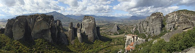 Meteora vadisinin panoraması