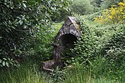 La fontaine de dévotion de Saint-Julien.