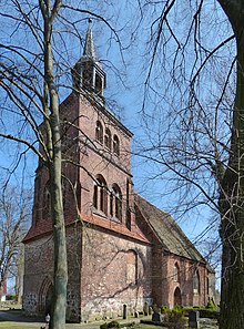 Groß Kiesow Kirche Südwest.jpg