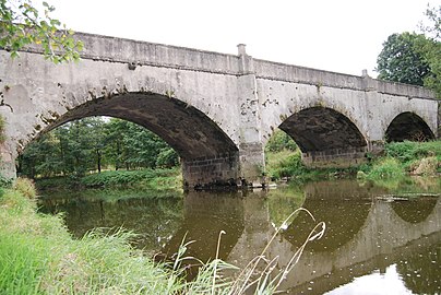 Alte Straßenbrücke über die Skalice