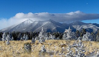 San Francisco Peaks im Winter, gesehen vom Elden Mountain