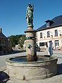 La fontaine de la place de la Mayade.