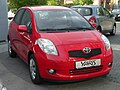 Toyota Yaris спераду