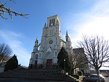 Longué - Église Notre-Dame-de-la-Légion-d'honneur.JPG