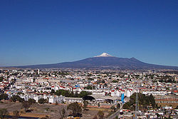 A Malinche Puebla városa felől nézve