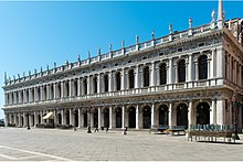 Biblioteca Maricana-eastern facade.jpg